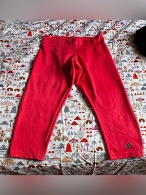 Adidas Women's Hot Pink Climalite Capri Leggings Size Small